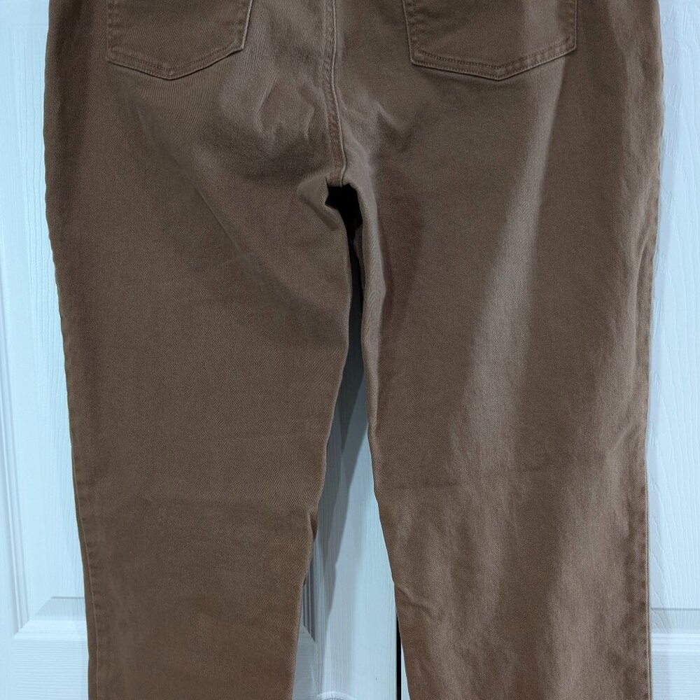 Gloria Vanderbilt Women's Amanda Jeans, Brown, Size 16, Classic Fit, Tapered Leg - Picture 9 of 13